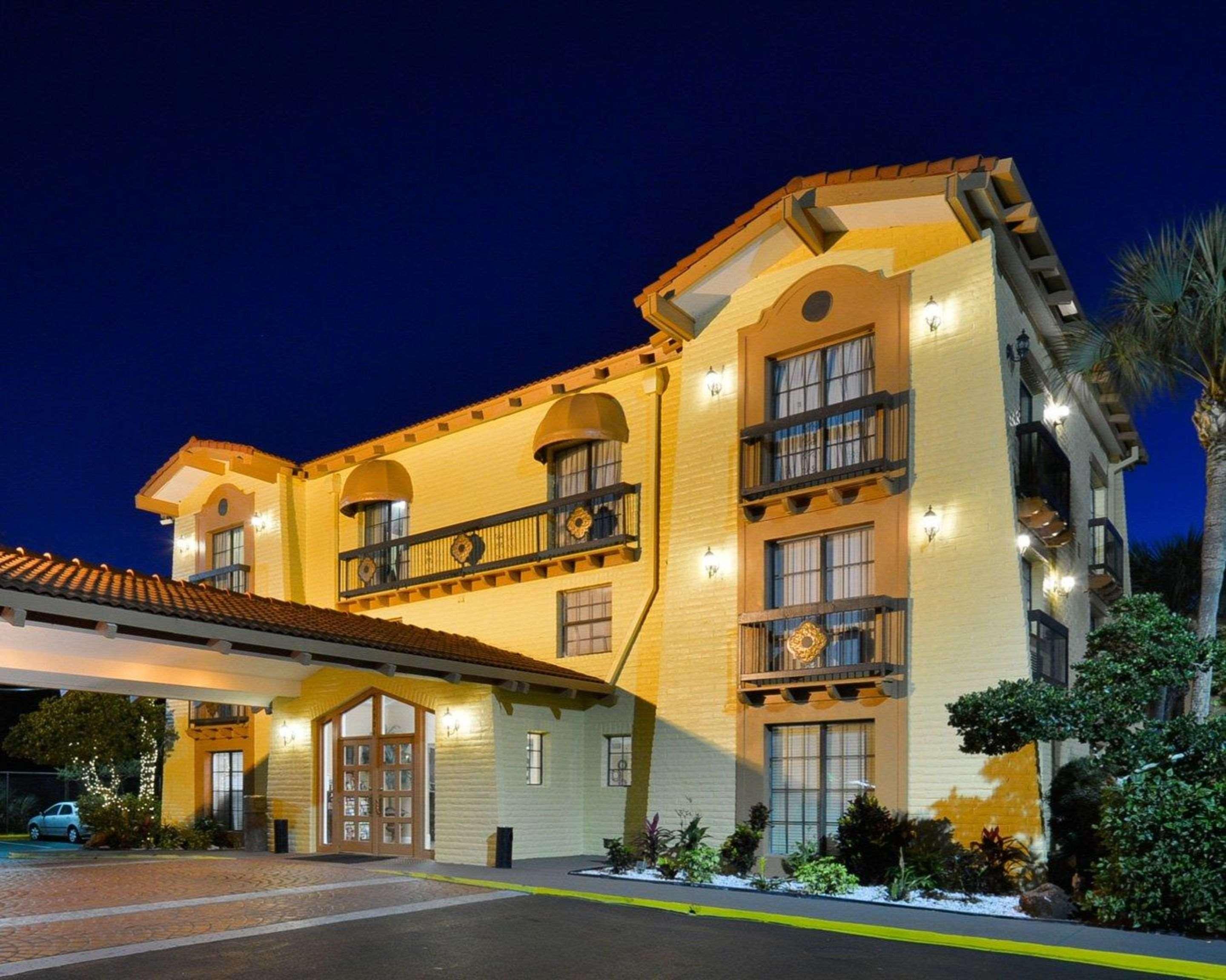 Rodeway Inn Near Ybor City - Casino Tampa Bagian luar foto